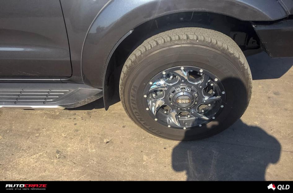 FORD RANGER GD01 GRAPHITE MILLED ACCENTS WITH CHROME INSERTS